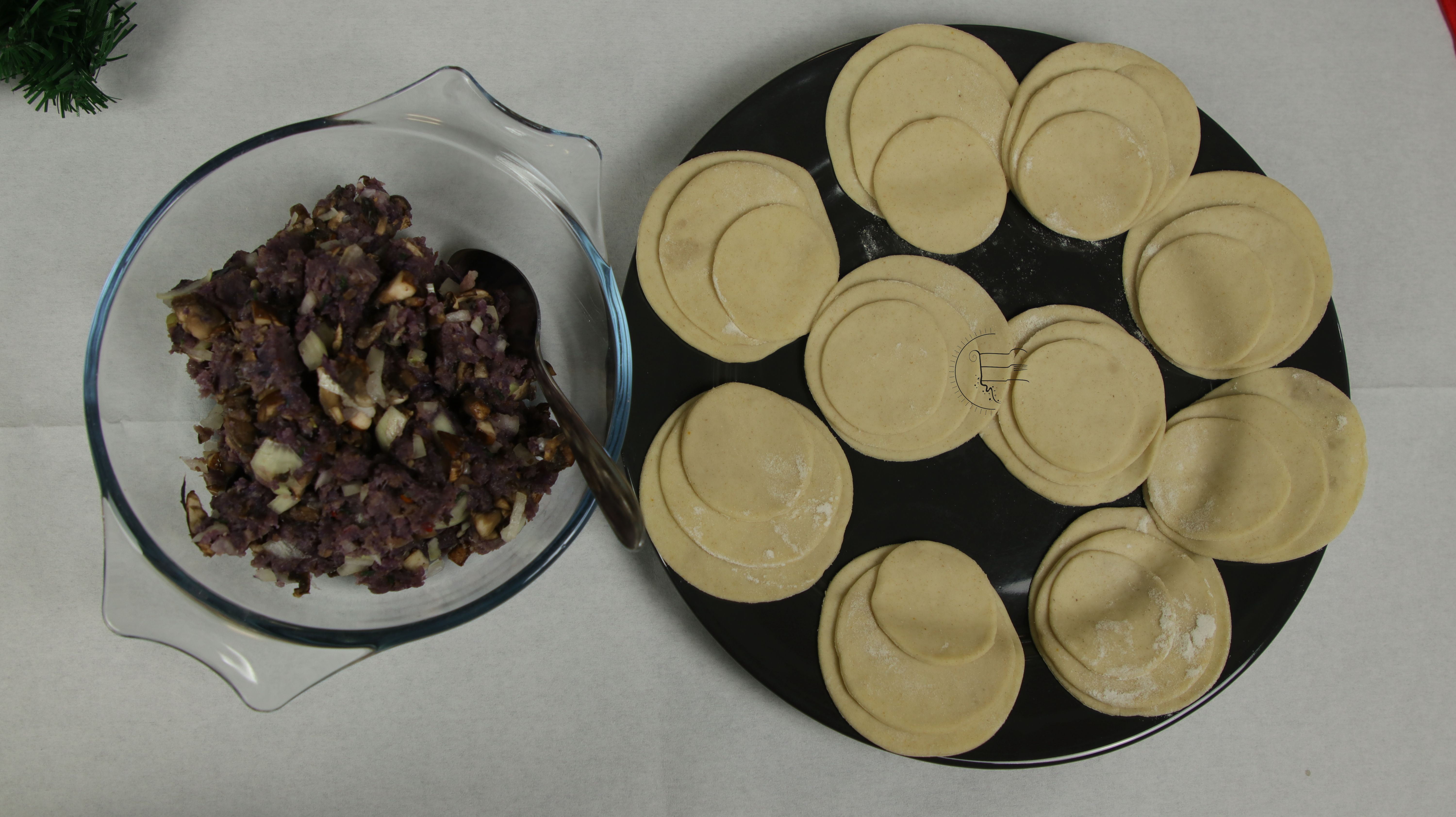 Christmas Dumplings with Red Mojo Sauce
